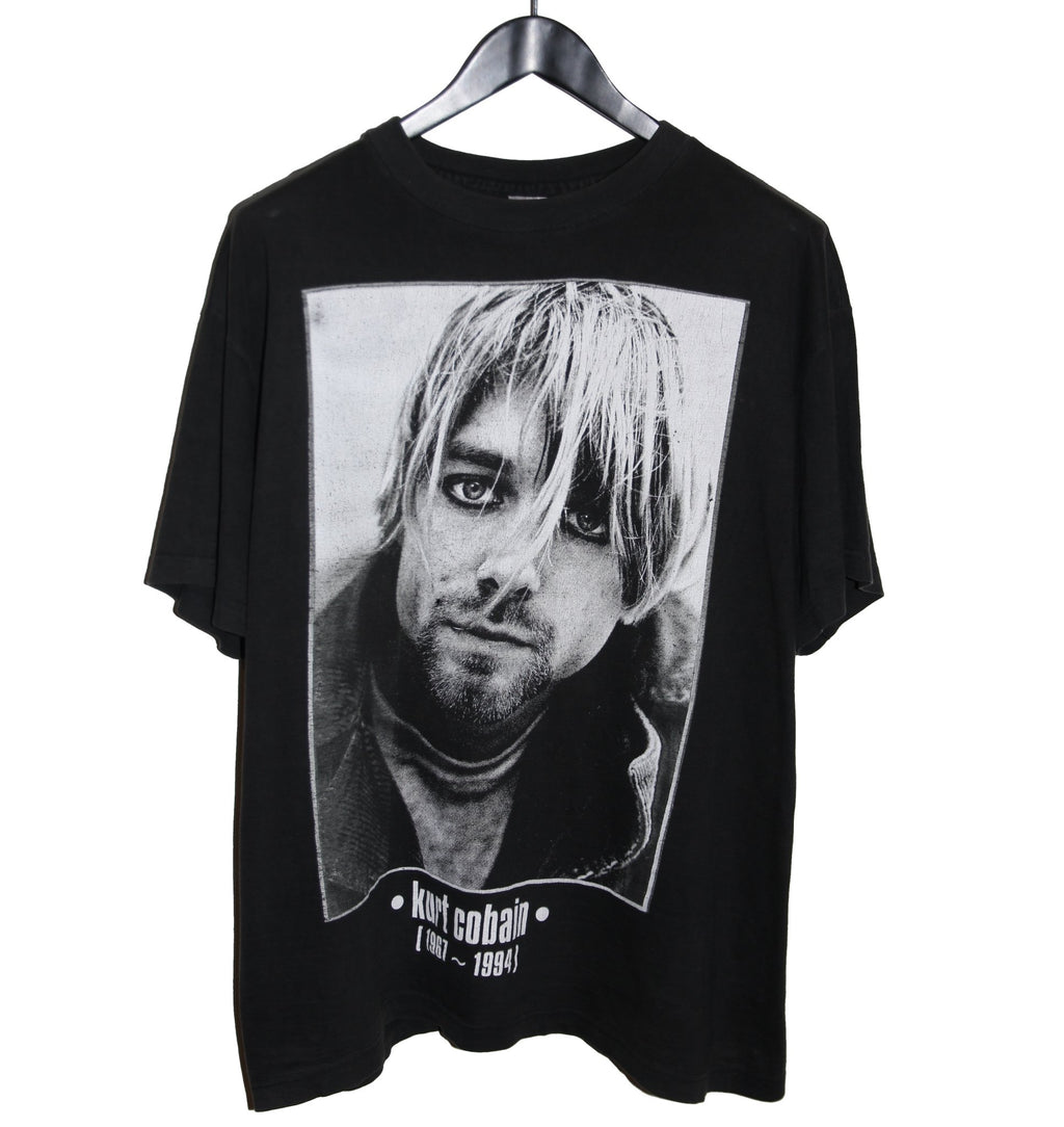 Kurt Cobain 1994 Portrait Memorial Shirt - Faded AU